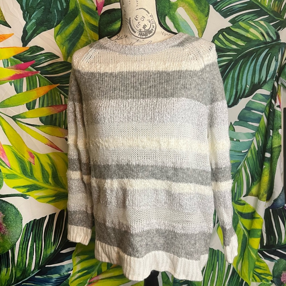 Lou & Grey Medium Grey White Loose Knit Striped Fall Winter Teacher Sweater